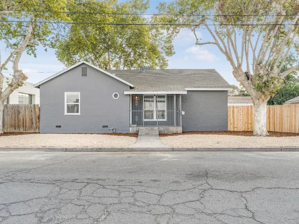 1334 N Abby St, Fresno, CA 93703