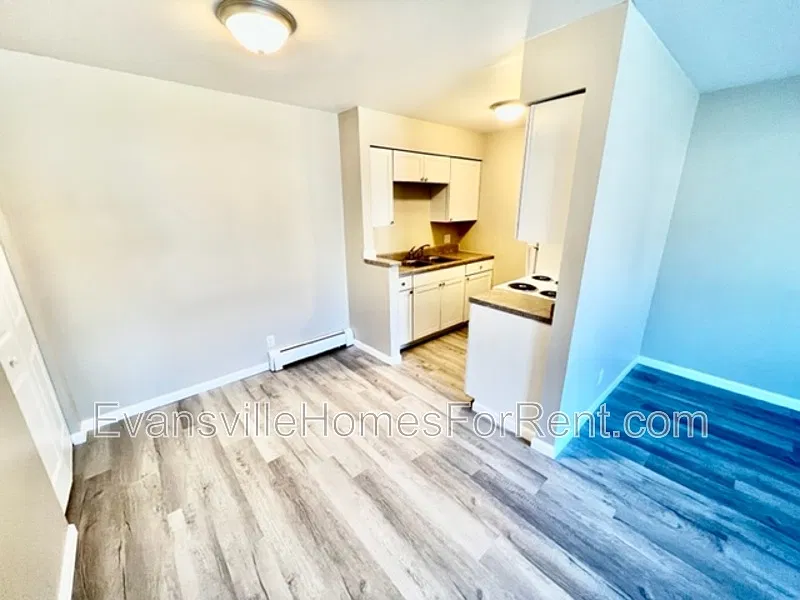 1 bed, 1.0 bath, $650 — Photo 3