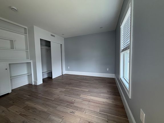 4th image of 56 School St #2