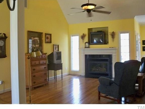 5th image of 514 Hill Ln