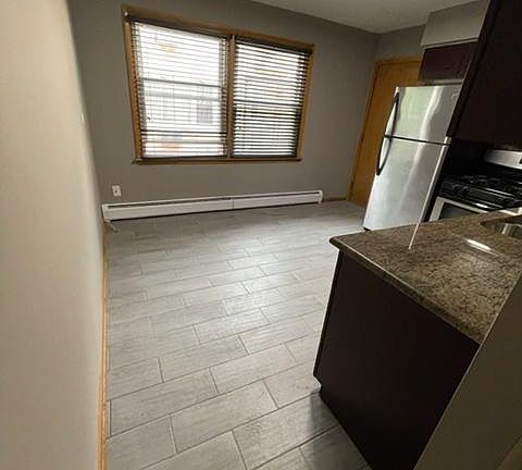 5th image of 4512 Sunnyside Ave APT 1R