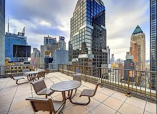 Rented by Oxford Property Group | media 17
