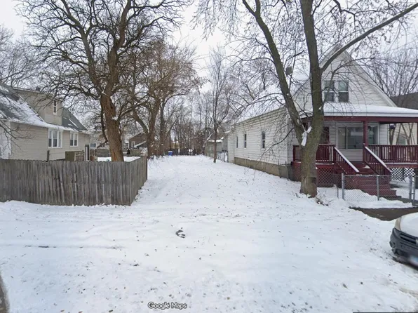 10542 S State St, Chicago, IL 60628