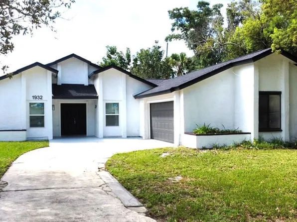 1932 Houndslake Dr, Winter Park, FL 32792