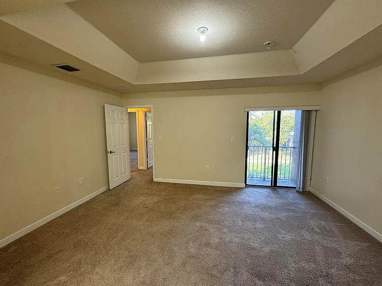 22411 SW 88th Pl #14-26 — Photo 21
