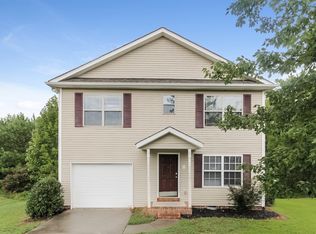 1102 Vine Cliff Ln, Charlotte, NC 28214