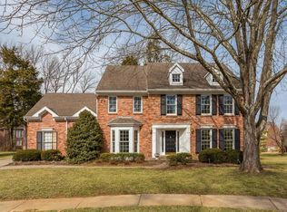 14301 Oak Bluff Ct, Louisville, KY 40245