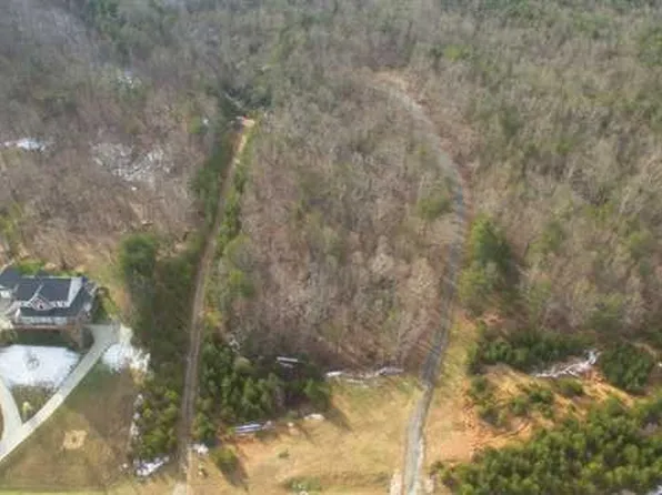 26 E Heritage Dr, Rydal, GA 30171