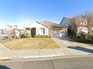 26960 Storrie Lake Dr, Moreno Valley, CA 92555