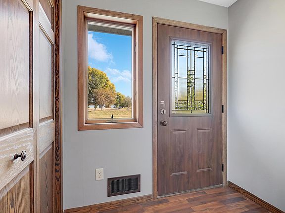 4th image of 11571 Sunset Cir