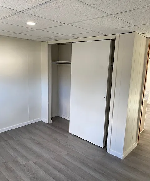 1129 Manor Ave — Photo 19
