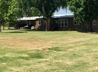 12525 N 1860th Rd, Sayre, OK 73662