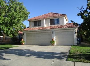 1738 Michael Dr, Lancaster, CA 93535