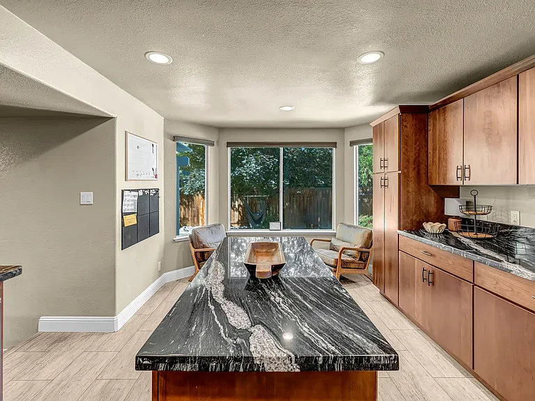 5045 Pradera St — Photo 10