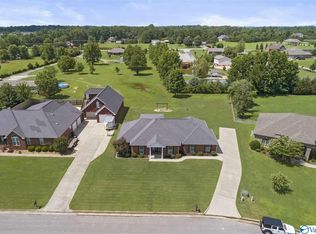 25982 Camden Ct, Athens, AL 35613