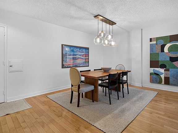 3rd image of 3316 N Rideau Pl SW #204