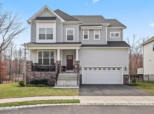 30 Heliport Dr, Tinton Falls, NJ 07724