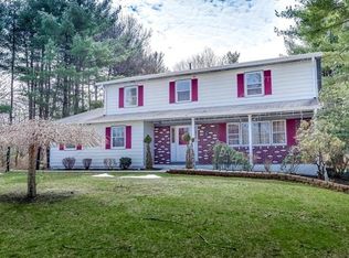 27 Conklin Rd, Pomona, NY 10970