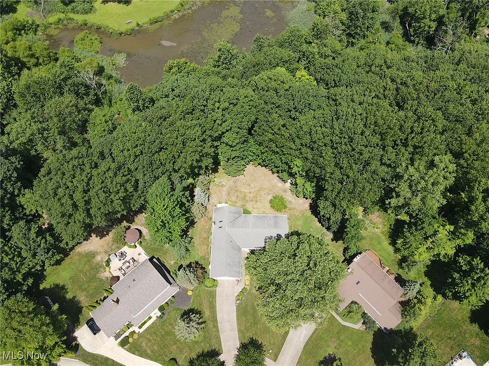 2nd image of 8517 Harvest Home Dr