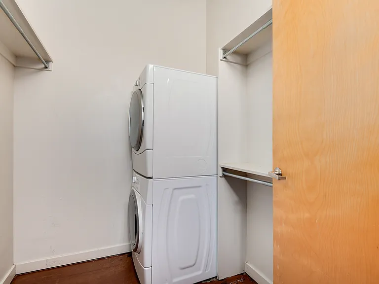 2899 N Speer Blvd #201 — Photo 22