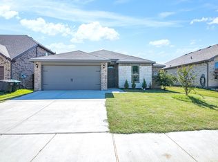 9929 Mescalbean Blvd, Crowley, TX 76036