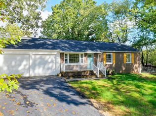 517 Fairlawn Cir, Maryville, TN 37801