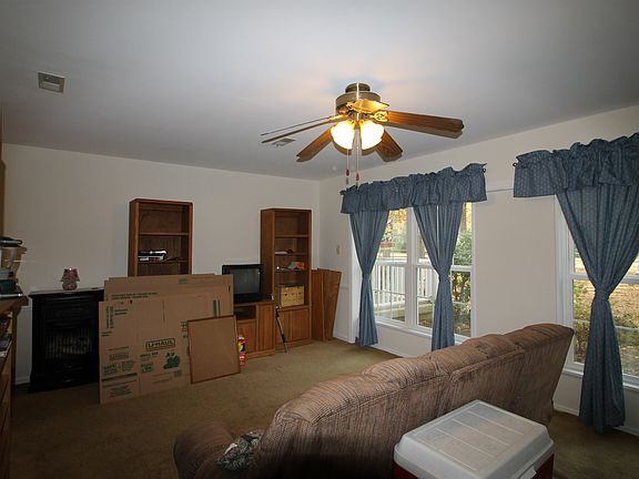 4th image of 48 N Quail Hill Blvd