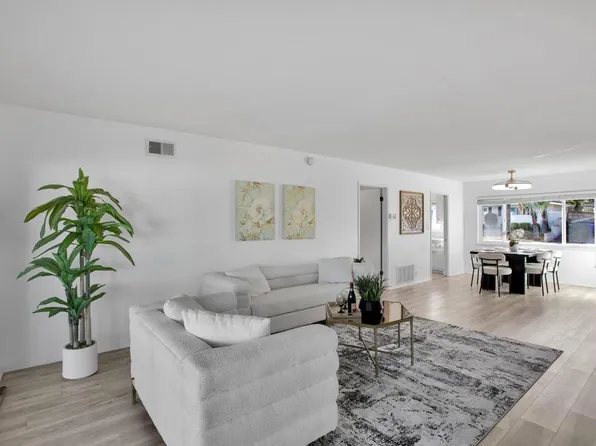 959 La Tierra Dr, San Marcos, CA 92078