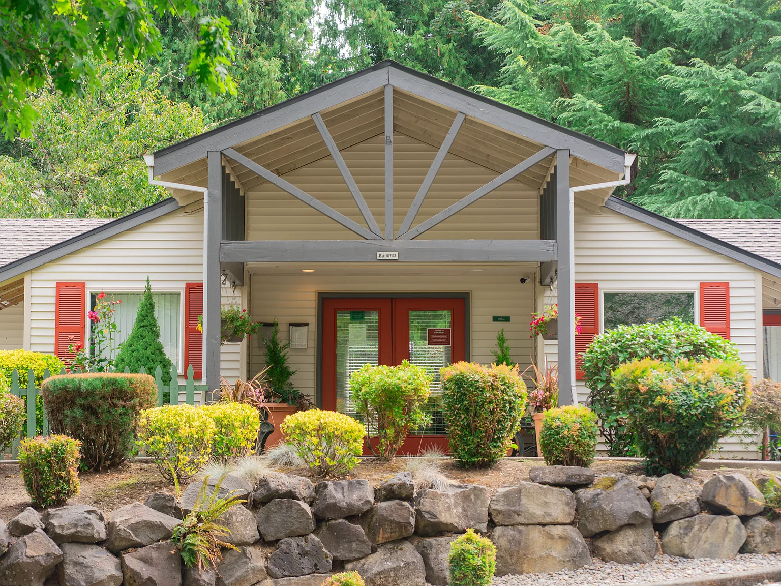 Stone Creek Apartments at Oregon City — Photo 1