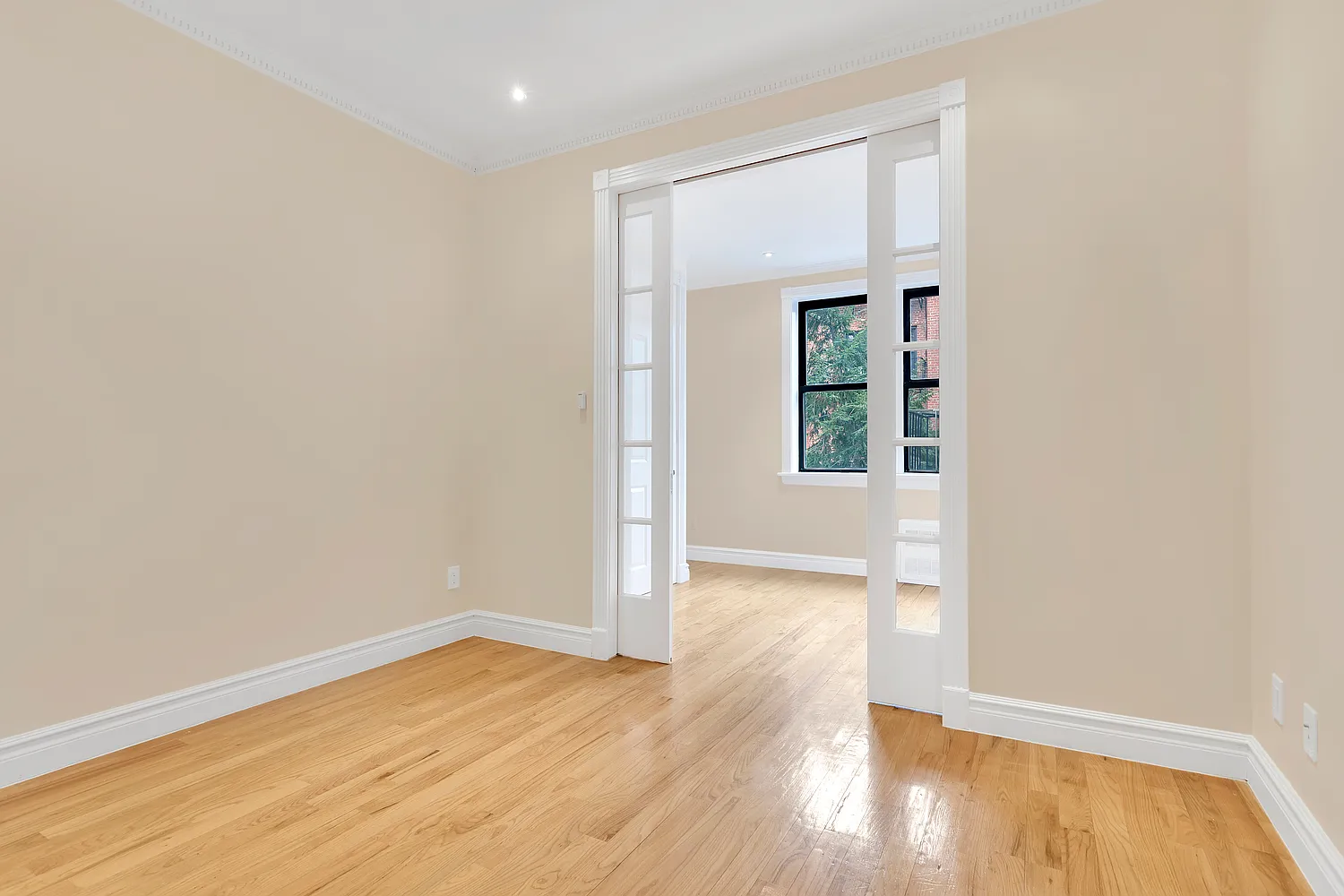 404 East 88th Street — Photo 3
