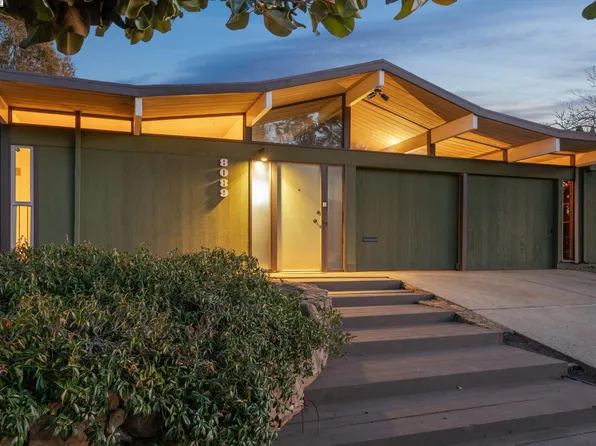 8089 Shay Dr, Oakland, CA 94605