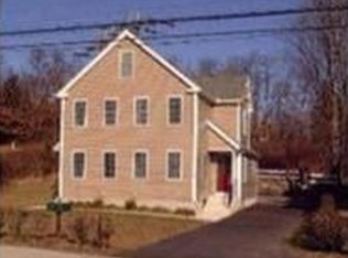 220 N Main St, Millbury, MA 01527