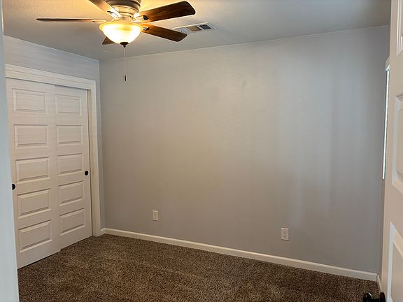 5th image of 228 Clinton Ave