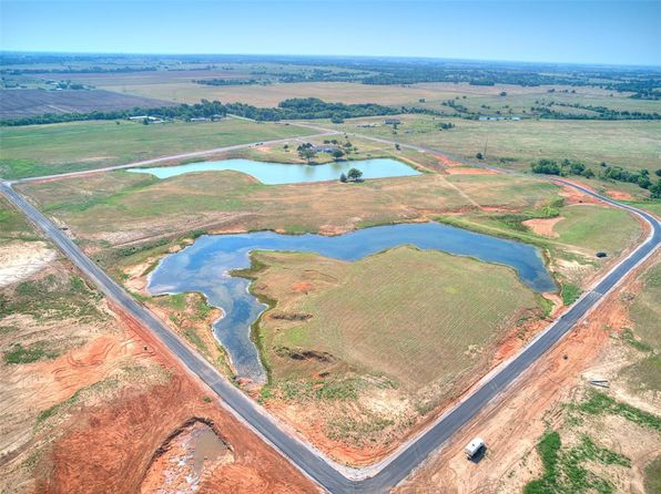 975 Hadley Ln, Tuttle, OK 73089