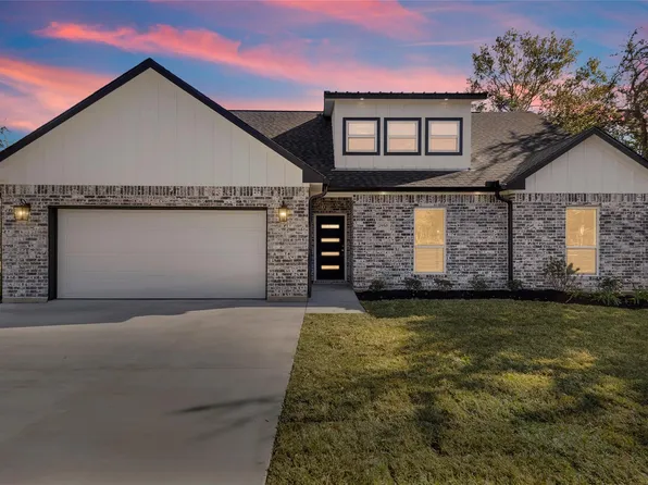 2950 Gulf St, Beaumont, TX 77703