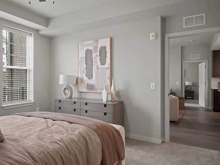 Legacy Rochester Hills Apartments — Photo 38