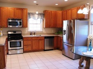 1 Overbrook Pkwy, Wynnewood, PA 19096