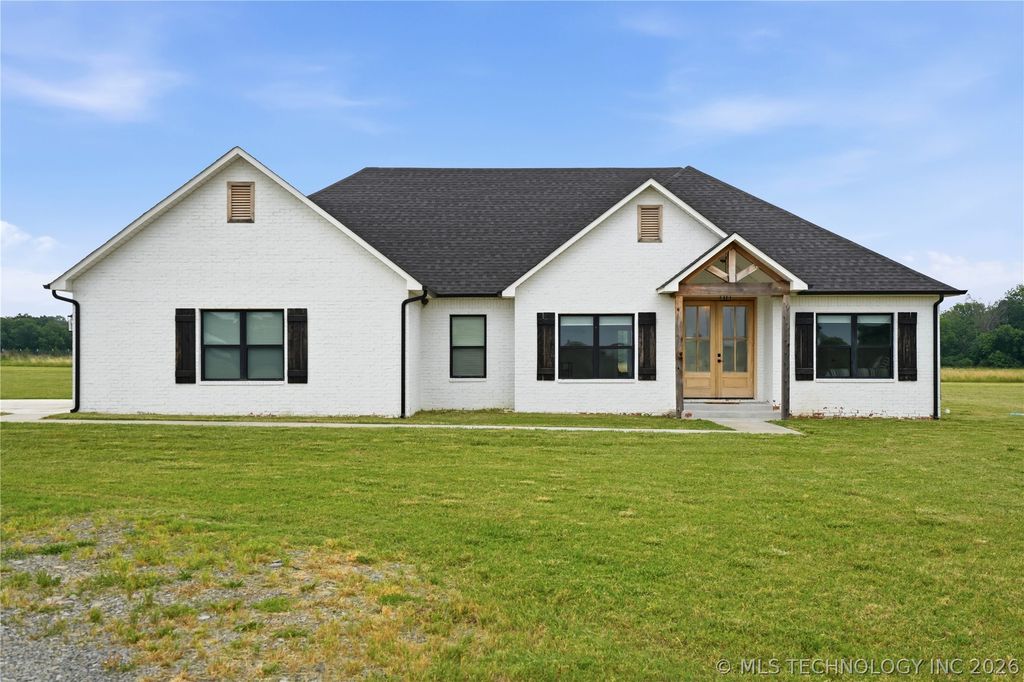 9862 N 49th St E, Wagoner, OK