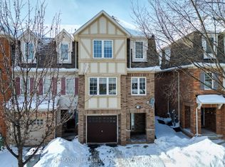 74 Lathbury St, Brampton, ON L7A 0R8