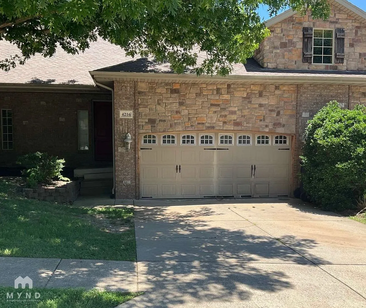 3 bed, 2.5 bath, 2371 sqft, $2,349 — Photo 1