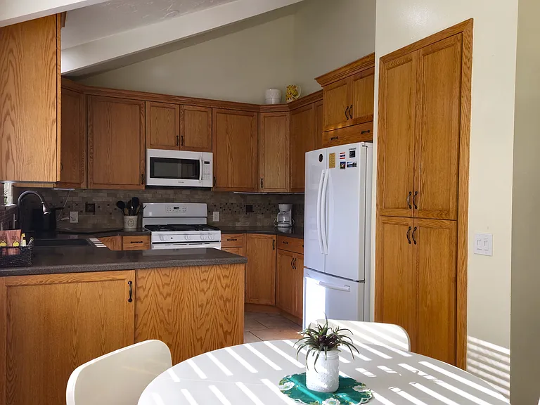 8200 S 865 E — Photo 6