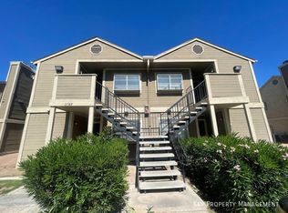 2742 Alicialynn Way APT D, Las Vegas, NV 89121
