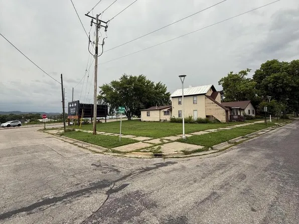 1410-1412 5TH AVENUE S S, La Crosse, WI 54601