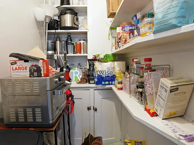 74 Gardner St #D6 — Photo 15