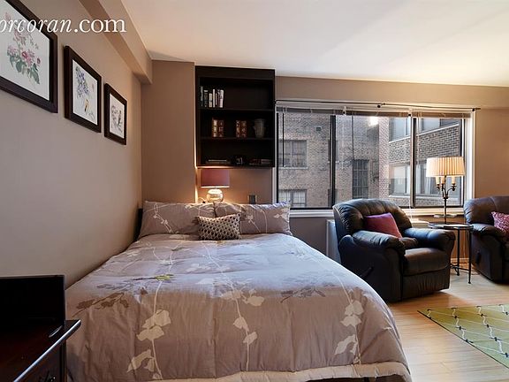 5th image of 201 W 21st St APT 6K