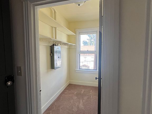 closet 40 sq. ft.