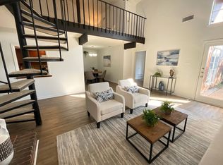 9434 Chimney Corner Ln, Dallas, TX 75243
