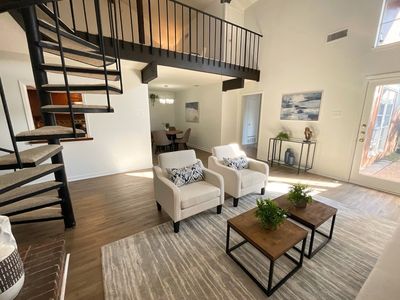 9434 Chimney Corner Ln, Dallas, TX, 75243