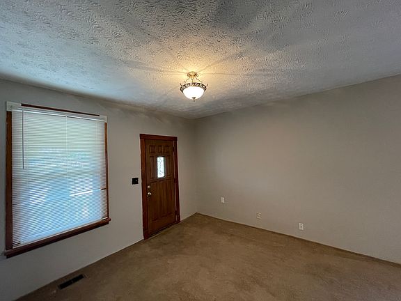 3rd image of 3547 Brookside Parkway South Dr