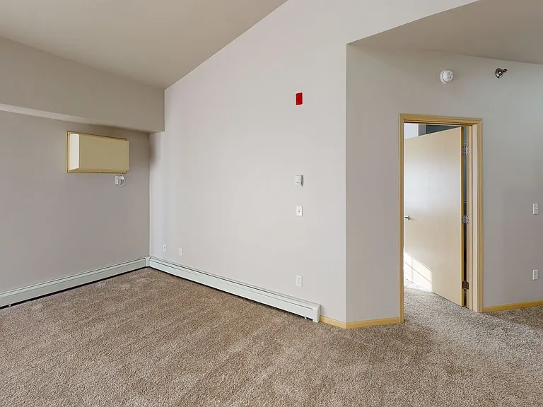 Cascades Apartments — Photo 80